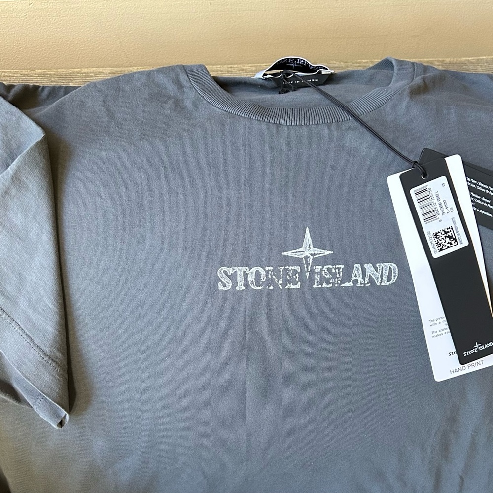 Stone Island Men's short sleeve tee NWT